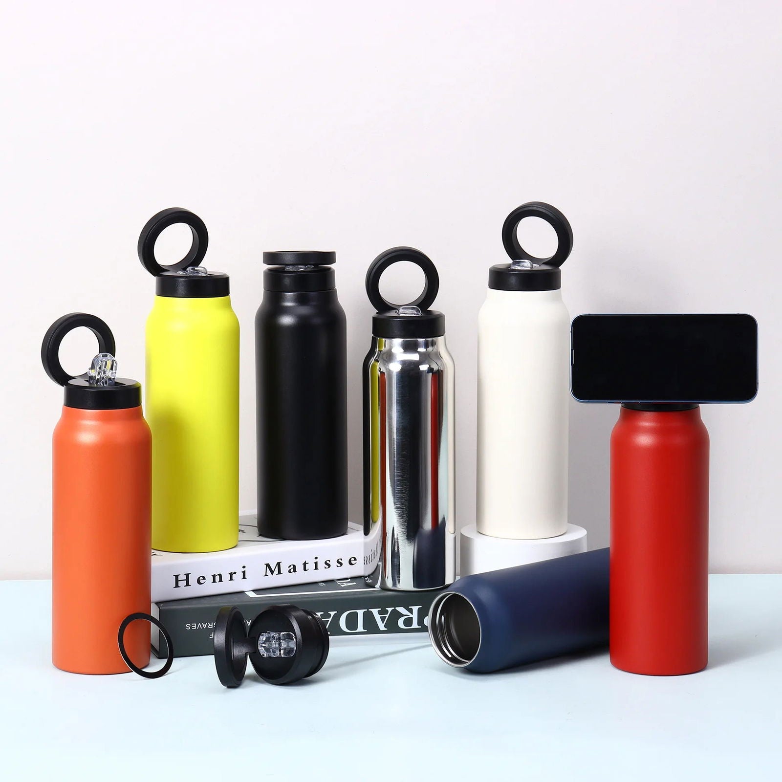 24Oz Insulated Water Bottle with Magnetic Phone Mount - LOCKDEALZ