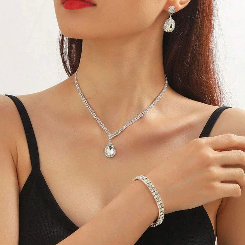 4 Pieces Luxurious Jewelry Set Exquisite Rhinestone Pendant Elegant Women's Crystal Silver Plated Necklace Earrings Bracelet Set - LOCKDEALZ