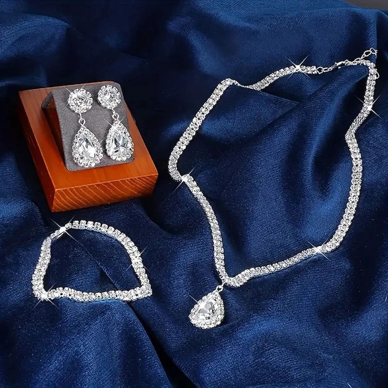 4 Pieces Luxurious Jewelry Set Exquisite Rhinestone Pendant Elegant Women's Crystal Silver Plated Necklace Earrings Bracelet Set - LOCKDEALZ